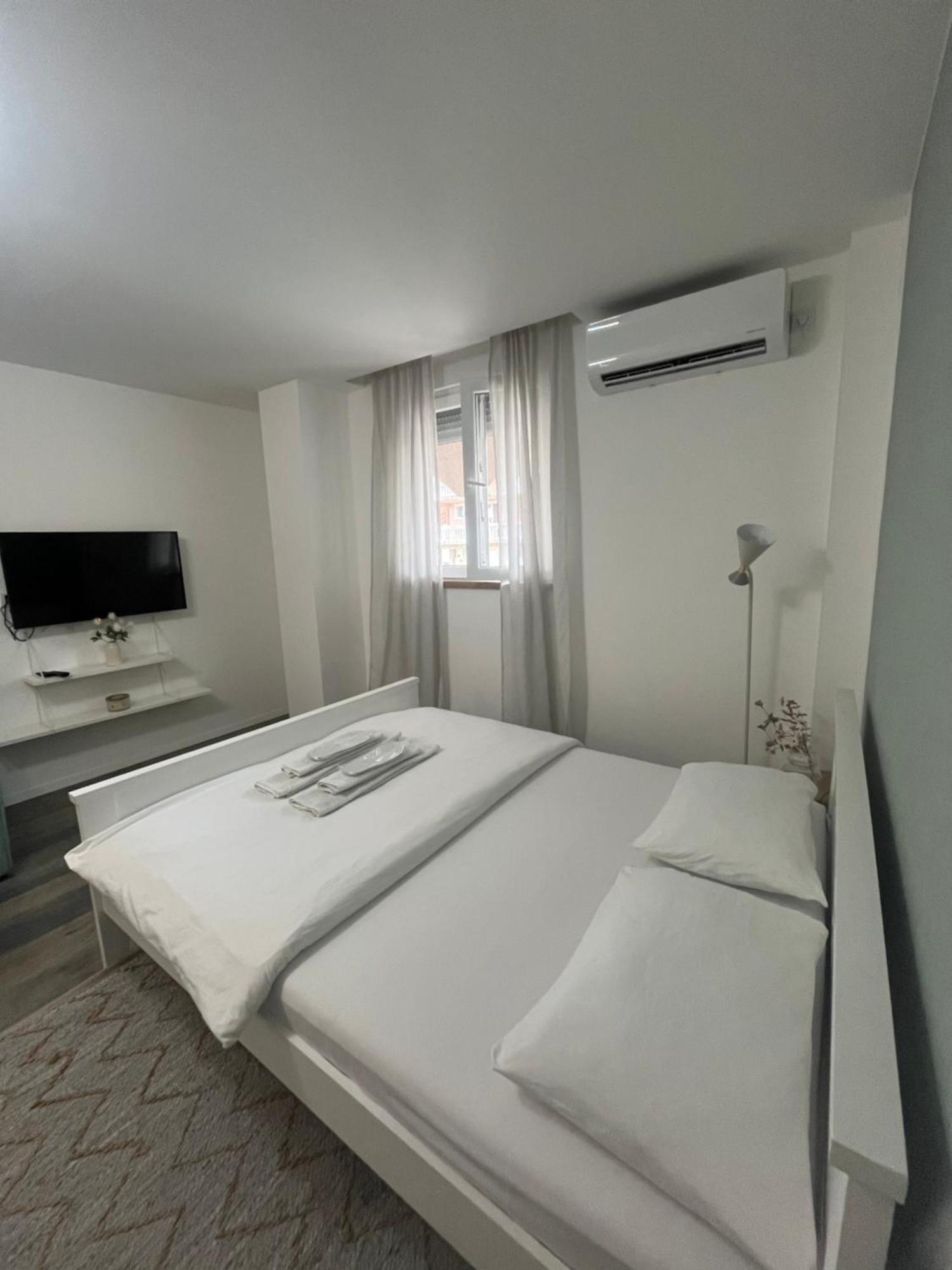 Beoair Apartments Surčin Exterior foto